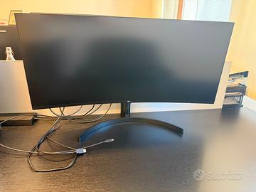 Schermo LG UltraWide Monitor Curved 35WN75C 89cm