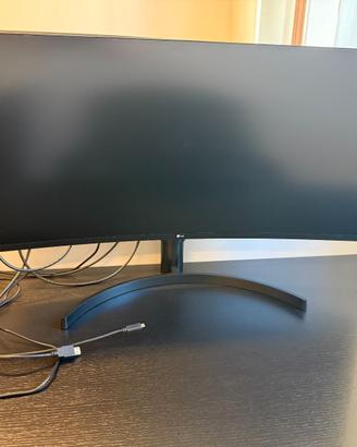 Schermo LG UltraWide Monitor Curved 35WN75C 89cm