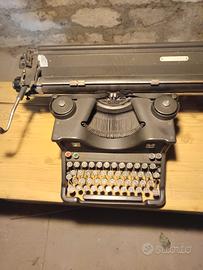 macchina da scrivere vintage Olivetti M40
