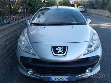 Peugeot 207 c.c. cabrio.