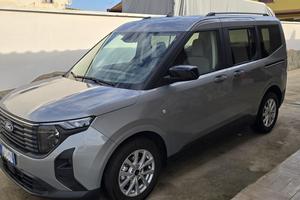 Ford Tourneo Courier Titanium 125 CV – 6.500 km