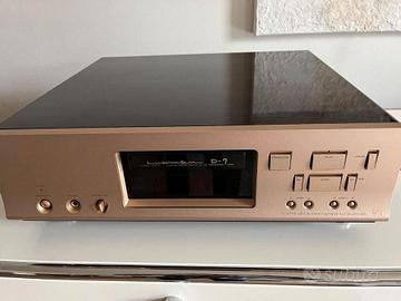 Luxman D‑7 Signature