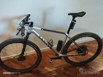 exceed canyon 29 taglia M carbonio 