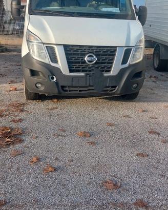 Autocarro Furgone Nissan NV 400