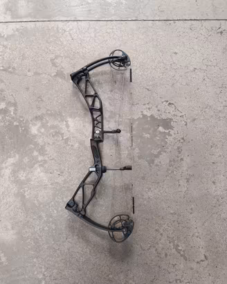 Arco compound Elite Ritual 33 1/4" Usato