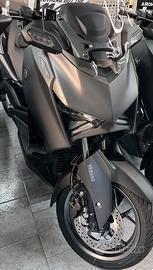 Yamaha 300 xmax tech max