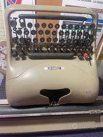 macchina da scrivere olivetti  lexikon 80