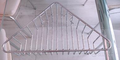 Angoliera per doccia.