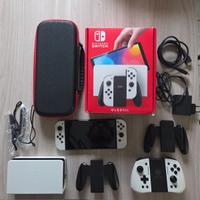 Nintendo Switch OLED Bianca + ACCESSORI