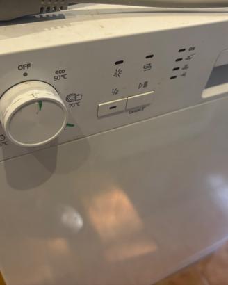 lavastoviglie BEKO