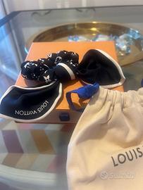 Elastico nero e bianco Louis Vuitton