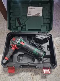 Smerigliatrice a Batteria