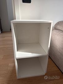scaffale/libreria IKEA KALLAX bianco a 2 vani.