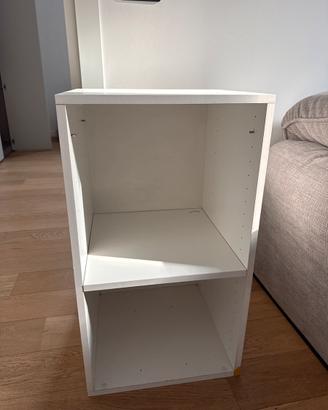 scaffale/libreria IKEA KALLAX bianco a 2 vani.