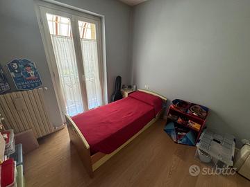 Armadio, letto  comodino