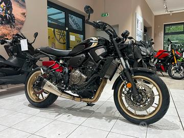 Yamaha XSR 700 FULL OHLINS 2022 Nera