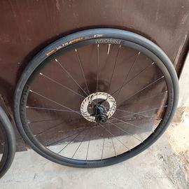 cerchi  bici da corsa Bontrager Paradigm