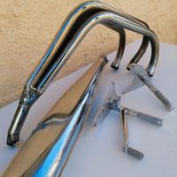 Scarico e pedane Triumph Trident T150