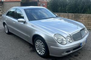 Mercedes 240 Elegance