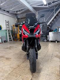 HONDA X-ADV 750