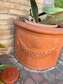 Vaso d'Angolo in Terracotta da Giardino