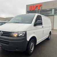 Volkswagen T5 2.0 TDI 102CV 2012