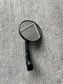 Specchio retrovisore a manubrio