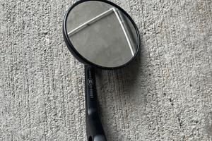 Specchio retrovisore a manubrio