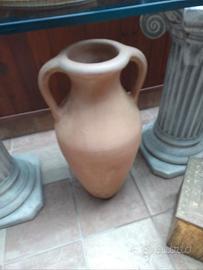 anfora in terracotta