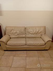 Divano letto in pelle