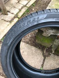 Gomme invernali R21 Porsche Macan
