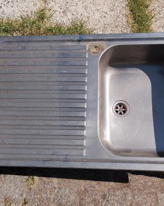 Lavello in acciaio inox 