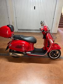 Vespa GTS 300 Super