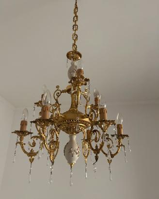 Lampadario d’epoca in finto oro