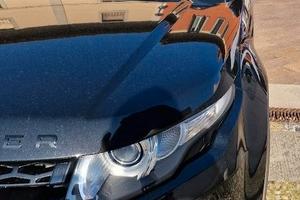 EVOQUE RANGE ROVER TOTAL BLACK autocarro N1