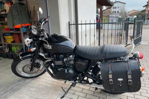 Triumph Bonneville t100 black