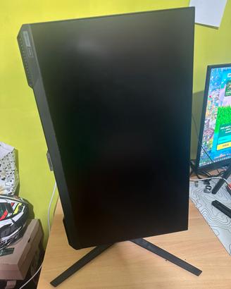 Monitor Samsung Odyssey G4 25” da 240Hz