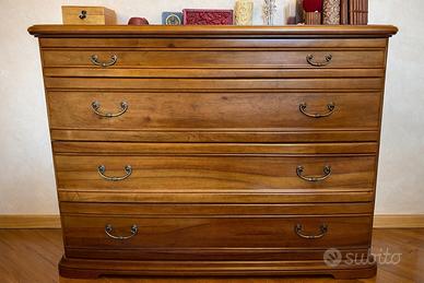 Coppia Cassettiera e 2 Comodini