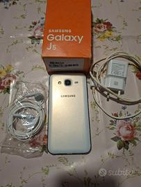Samsung  j5