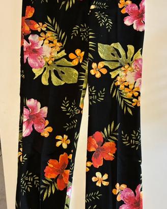 Pantaloni in cotone neri con ibisco