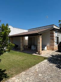 Casa vacanza con ampio giardino a Porto Cesareo