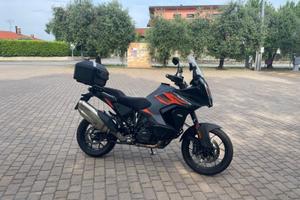 KTM 1290 Super Adventure S 2021 usata privato