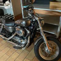 Harley Davidson 1200 Custom (XL1200C) 2012
