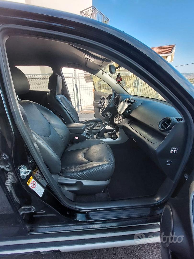 Toyota Rav4 2006 photo 4