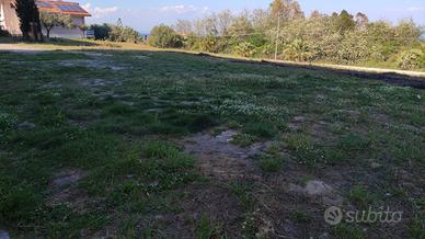 Terreno edificabile sulla SS 106