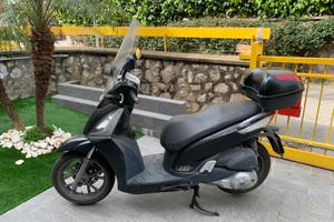 Kymko people GTi 200