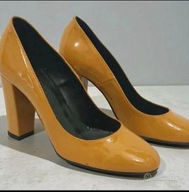 Décolleté donna in vernice color cammello – n. 37