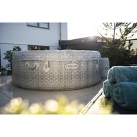 Piscina idromassaggio da esterno (nuova)