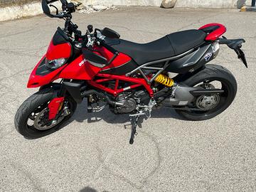 Hypermotard 950