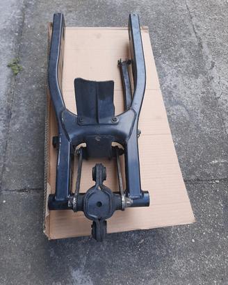  forcella posteriore Suzuki Gs 500f